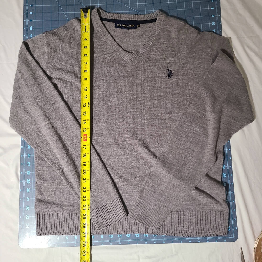 U.S. Polo Assn. Gray V-Neck Sweater for Men